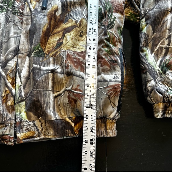 Camo Hooded Jacket - Picture 3 of 5